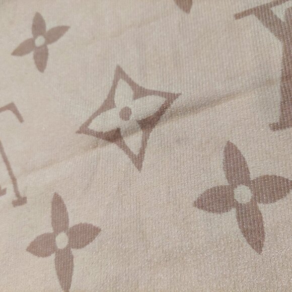 LOUIS VUITTON Vintage Light Brown & Tan Reversible Scarf Shawl Wrap - Picture 10 of 12